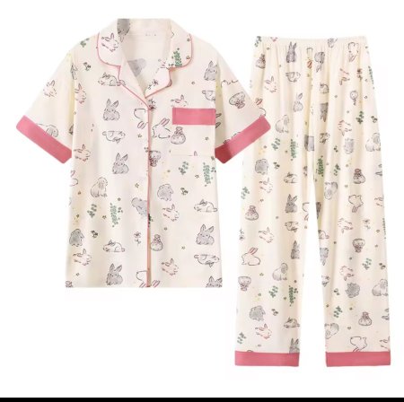 بجامة أزرار الارنوب