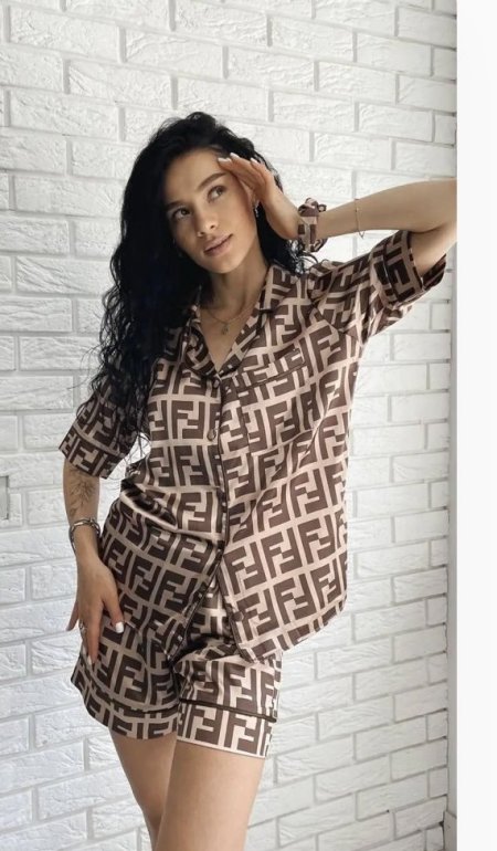 بجامة فندي fendi