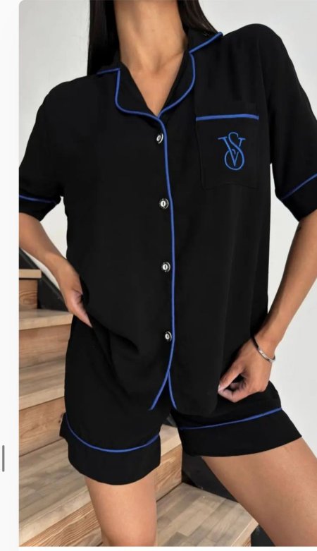 بجامة Victoria’s Secret