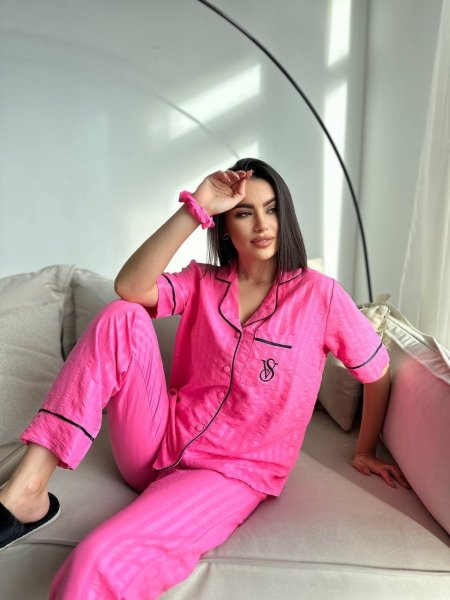 بجامة Victoria’s Secret