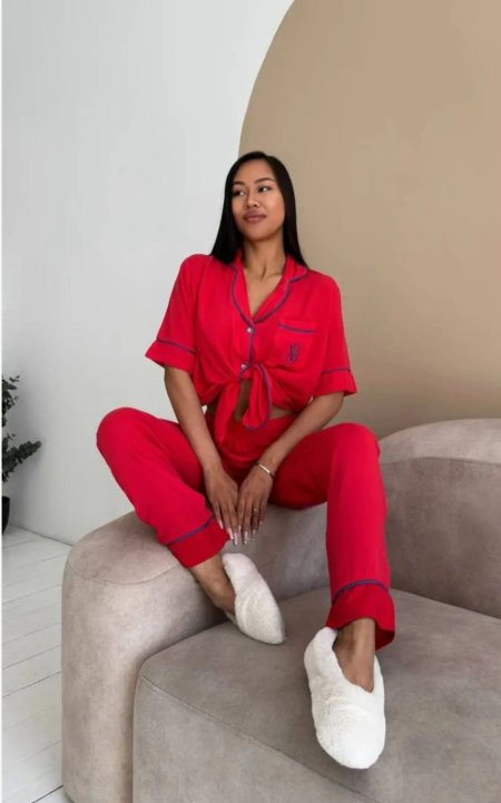 بجامة Victoria’s Secret