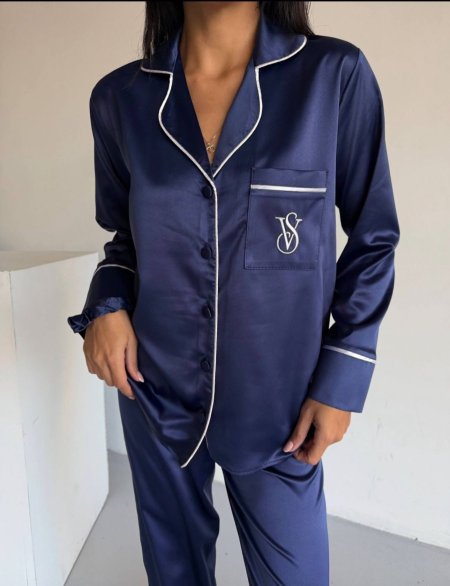 بجامة Victoria’s Secret ستان