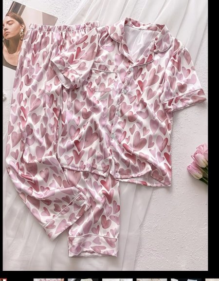 بجامة قلوب ستان 3 قطع بلوزة أزرار نص كم وبنطلون وشورت 💕