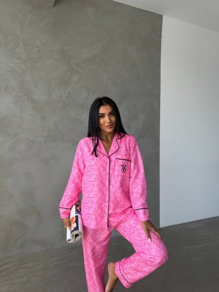 بجامة فكتوريا سيكرت Victoria’s Secret
