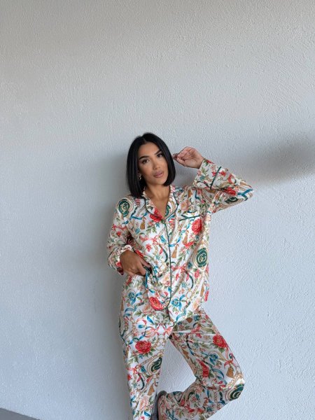 بجامة ستان Gucci