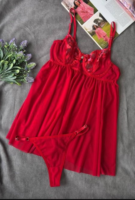 طقم “Red Heart Desire♥️