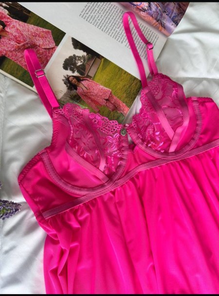 طقم “Fuchsia Flame🩷