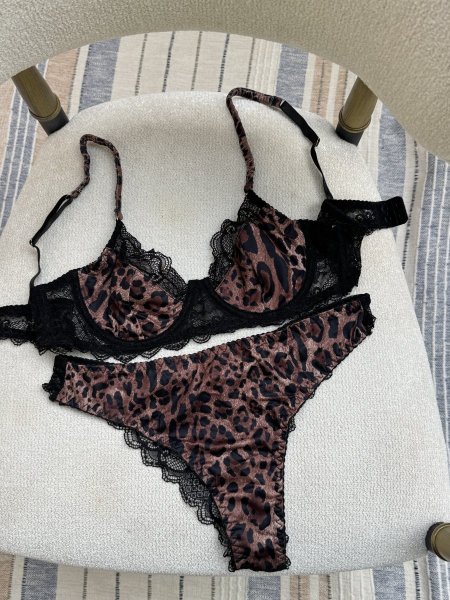 طقم ليوبارد leopard 🐆 دانتيل